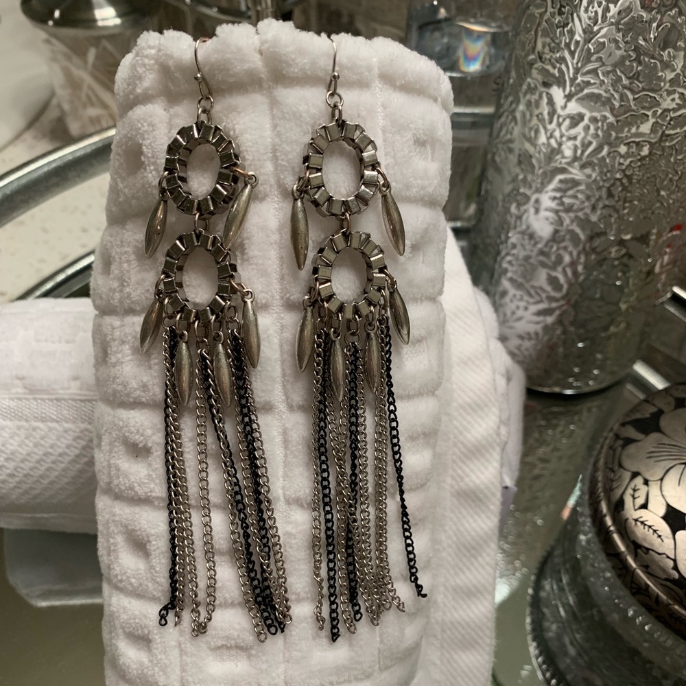 Silver long chain dangly earrings